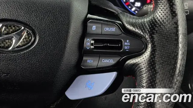 Hyundai Veloster 2019 — Фото 17/20