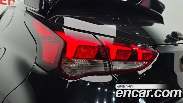 Hyundai Veloster 2019 — Şəkil 2/30