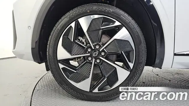 Renault Samsung Grand Koleos 2025 — Photo 17/30
