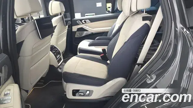 BMW X7 2022 — Şəkil 8/20