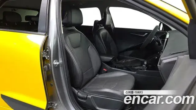 Kia Niro 2022 — Şəkil 9/20