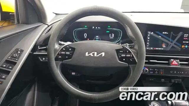 Kia Niro 2022 — Şəkil 16/20