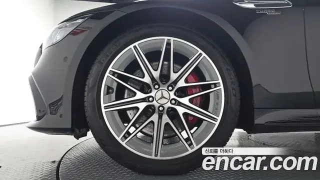 Mercedes-Benz AMG GT 2023 — ფოტო 11/36