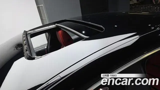 Mercedes-Benz AMG GT 2023 — ფოტო 26/36