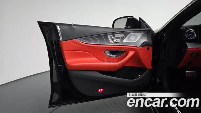 Mercedes-Benz AMG GT 2023 — ფოტო 27/36