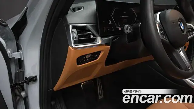 BMW 3 Series 2024 — Photo 13/20