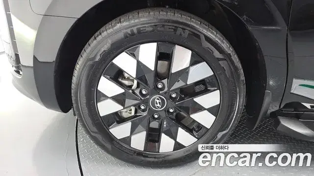 Hyundai Staria 2025 — Şəkil 10/20