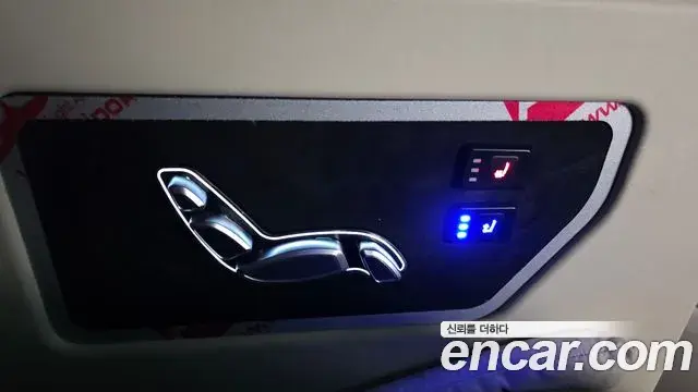 Hyundai Staria 2025 — Şəkil 6/20