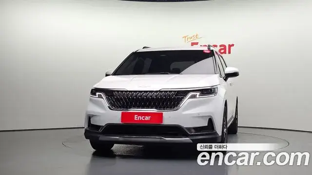 Kia Carnival 2023 — Photo 3/20