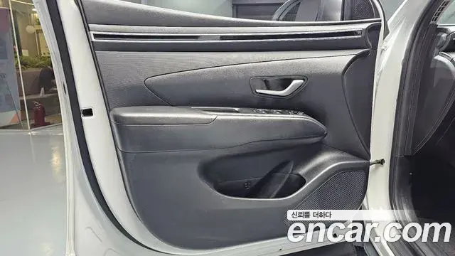 Hyundai Tucson Hybrid 2022 — Şəkil 26/30