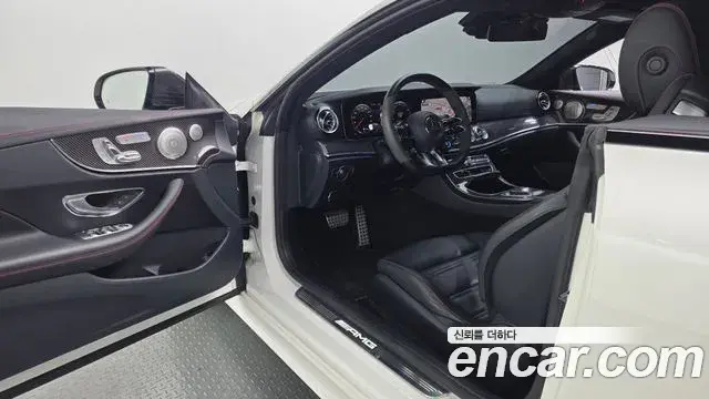 Mercedes-Benz E-Class 2021 — Фото 10/20