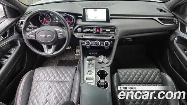 Genesis G70 2018 — ფოტო 7/31