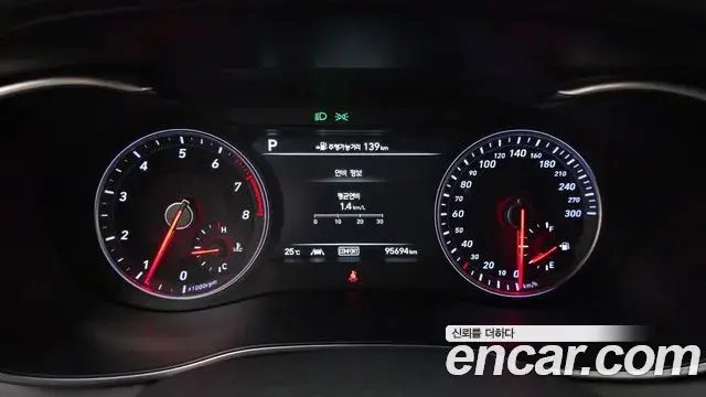 Genesis G70 2018 — ფოტო 26/31