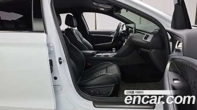 Genesis G70 2018 — ფოტო 3/31