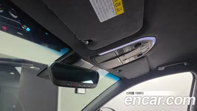 Genesis G70 2018 — ფოტო 9/31