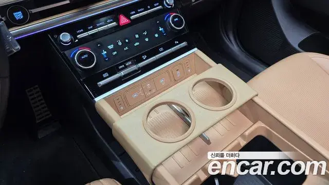 Hyundai Santa Fe 2024 — Şəkil 37/38