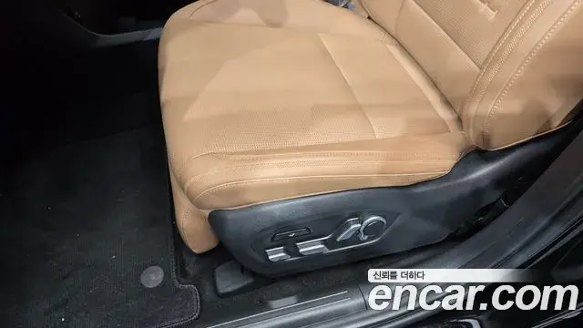 Hyundai Santa Fe 2024 — Şəkil 7/38