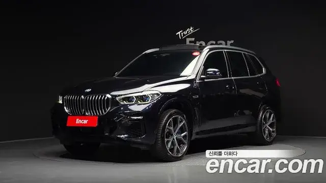 BMW X5 2022 — Photo 18/33