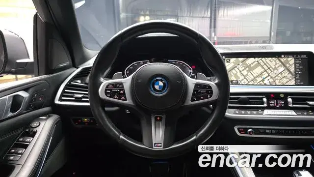BMW X5 2022 — Photo 11/33