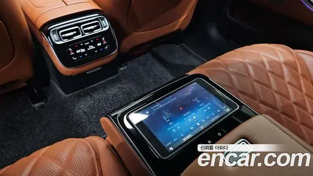 Mercedes-Benz S-Class 2022 — ფოტო 11/36