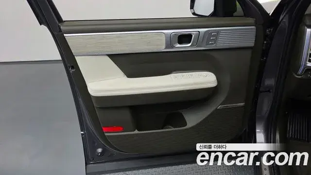 Hyundai Santa Fe 2024 — Photo 2/39