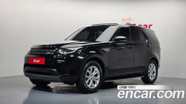 Land Rover Discovery 5 2018 — ფოტო 13/36