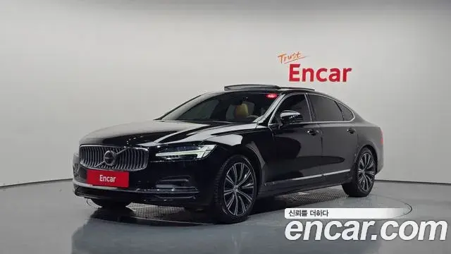 Volvo S90 2021 — Photo 16/33