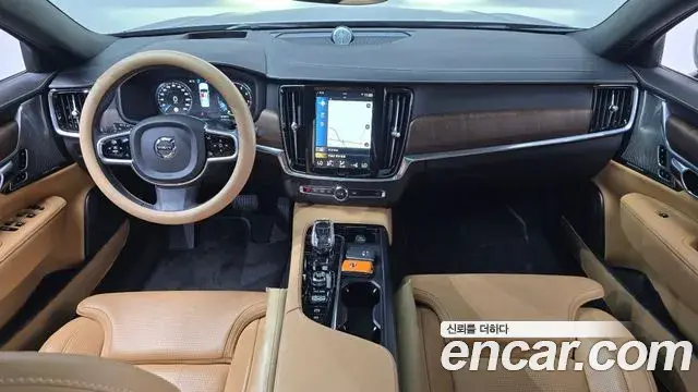 Volvo S90 2021 — Photo 22/33