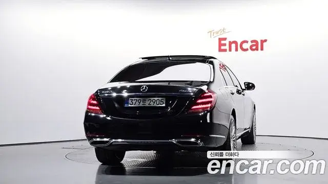 Mercedes-Benz S-Class 2018 — Фото 4/20