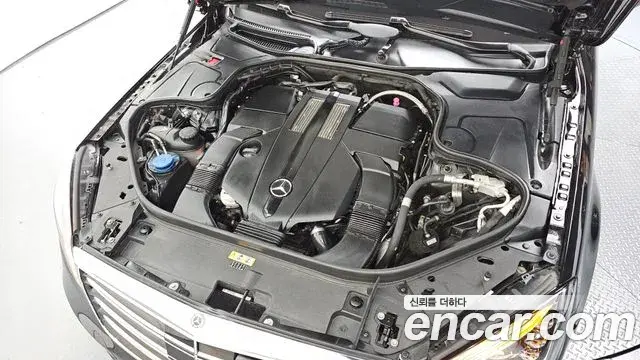 Mercedes-Benz S-Class 2018 — Фото 6/20