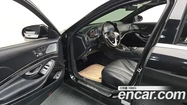 Mercedes-Benz S-Class 2018 — Фото 10/20