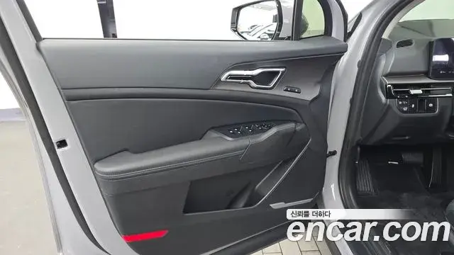 Kia Sportage 2025 — Şəkil 16/34