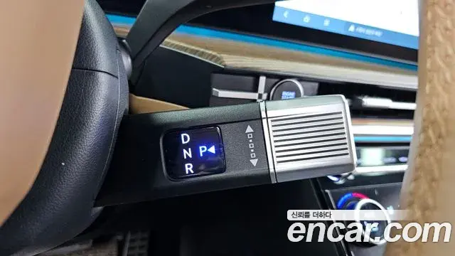Hyundai Santa Fe 2025 — Şəkil 21/34