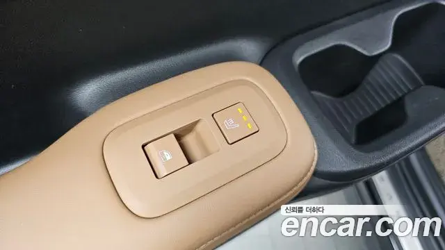 Hyundai Santa Fe 2025 — Şəkil 28/34