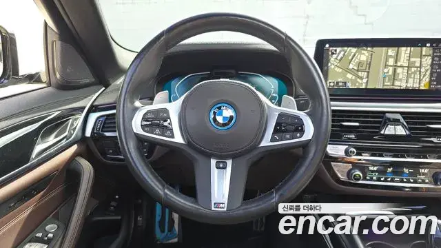 BMW 5 Series 2023 — Фото 13/20