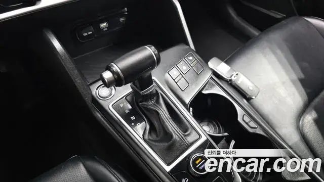 Kia Sportage 2023 — Şəkil 13/31