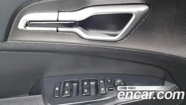 Kia Sportage 2023 — Şəkil 9/31