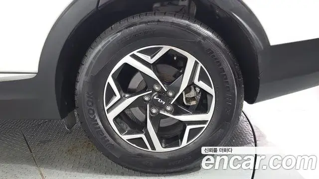 Kia Sportage 2023 — Şəkil 31/31