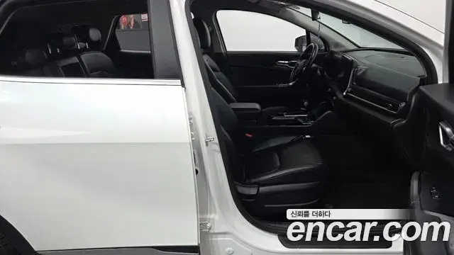 Kia Sportage 2023 — Şəkil 6/31