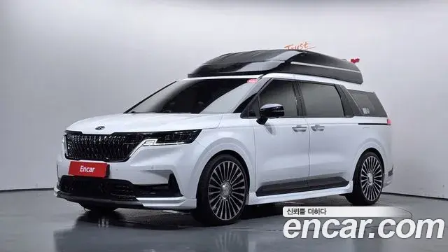 Kia Carnival 2021 — Фото 1/20