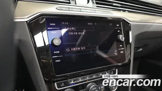 Volkswagen Arteon 2019 — ფოტო 10/42