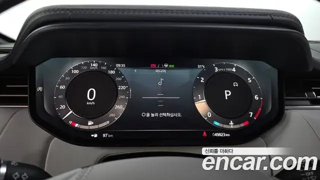 Land Rover Range Rover Sport 2023 — Фото 8/20