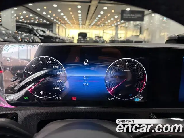 Mercedes-Benz CLA-Class 2025 — Фото 12/18