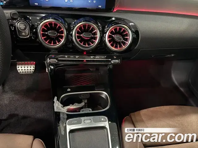 Mercedes-Benz CLA-Class 2025 — Фото 16/18