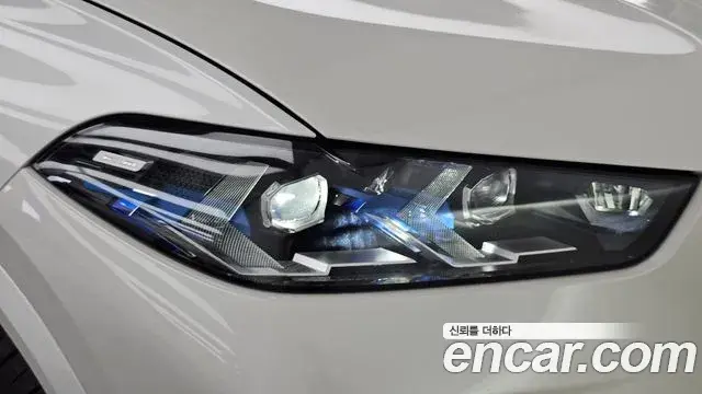BMW X5 2025 — ფოტო 13/35
