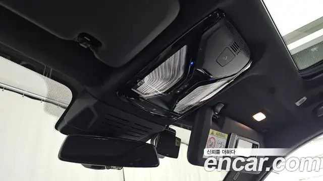 BMW X5 2025 — ფოტო 31/35