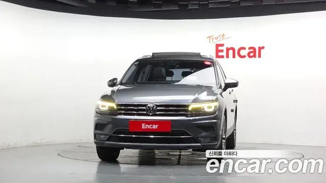 Volkswagen Tiguan Allspace 2018 — Фото 2/20