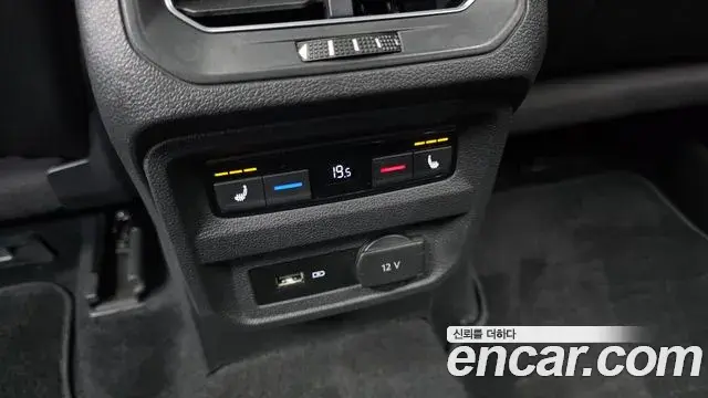 Volkswagen Tiguan Allspace 2018 — Фото 13/20