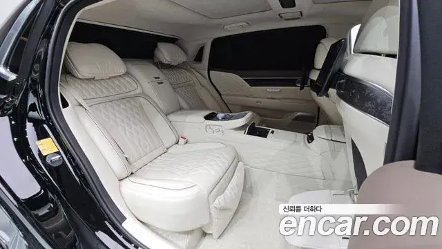 Genesis G90 2022 — Şəkil 26/39