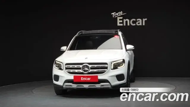 Mercedes-Benz GLB-Class 2021 — ფოტო 5/32